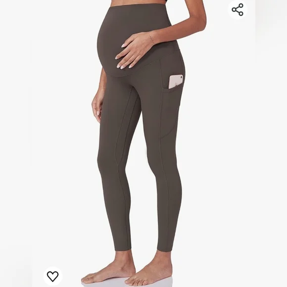 Maternity Athletic Leggings, Shorts and Shirts Lot, size Maternity XS-S - Picture 13 of 14